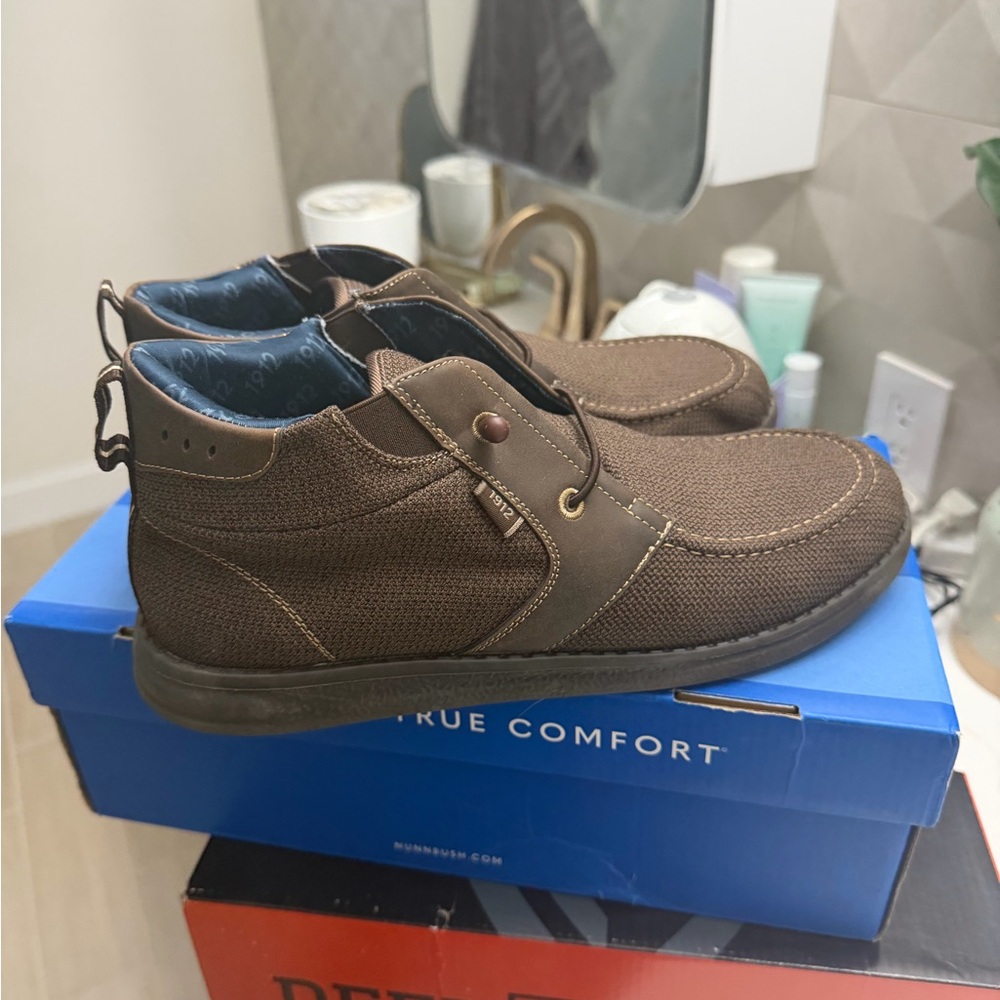 Nunn Bush Brown Chukka Boots for Men